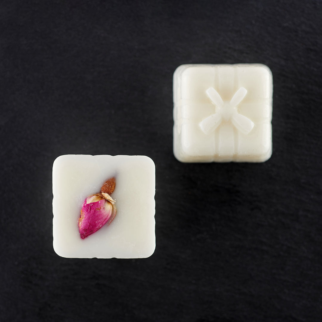 teelin-luxury-fragrances-christmas-rose-wax-melts