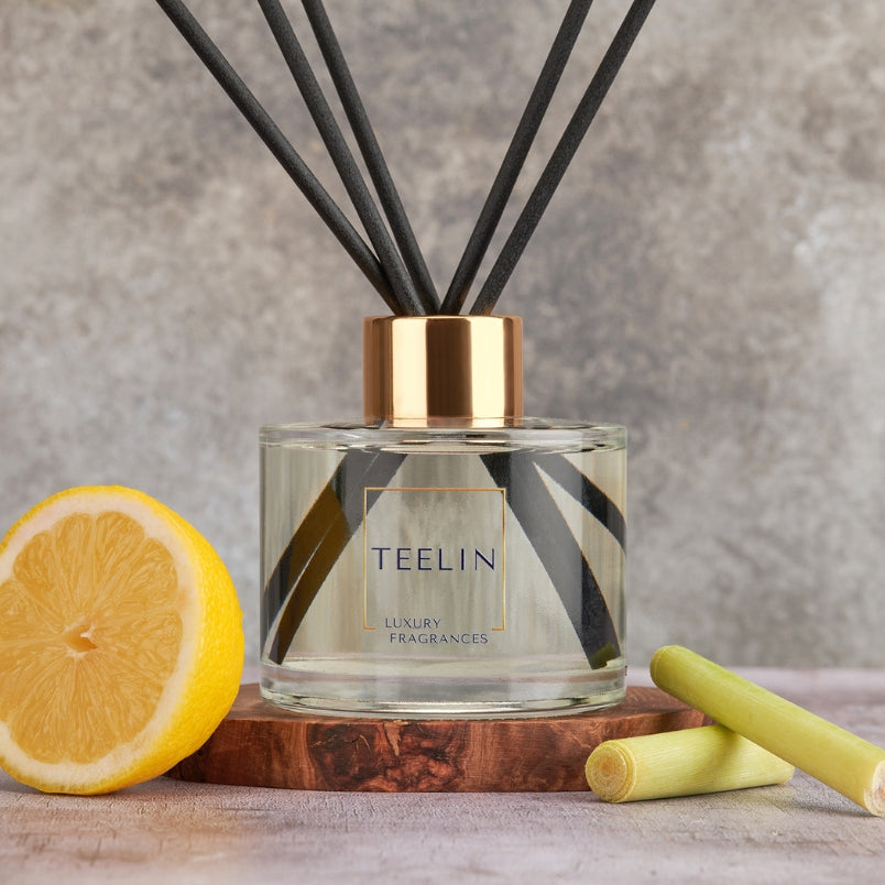 Reed diffuser with lemon and lemongrass