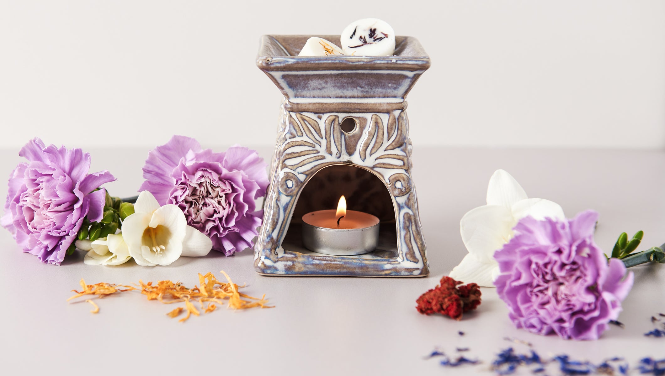 Frankincense & Myrrh Botanical Luxury Soy Wax Melt