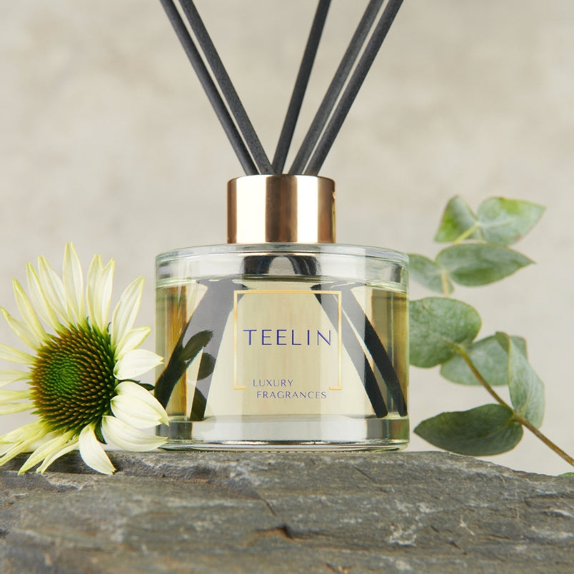 spa-days-geranium-cedarwood-reed-diffuser